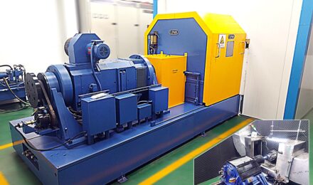 دستگاه دینامومتر